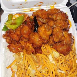 Lucky Star Fast Food - Tangerine chicken/ Orange chicken White rice/Chowmein Yum
