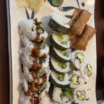 Sushi & Maki - Vegetarian Combo - Sushi Bars Near Me - Portland, Oregon Sushi & Maki - Vegetarian Combo - Sushi Bars Near Me - Portland, Oregon