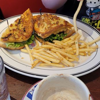 Mimi's Cafe - Hamburger and fries - Breakfast & Brunch Near Me - Colorado Springs, Colorado Mimi's Cafe - Hamburger and fries - Breakfast & Brunch Near Me - Colorado Springs, Colorado