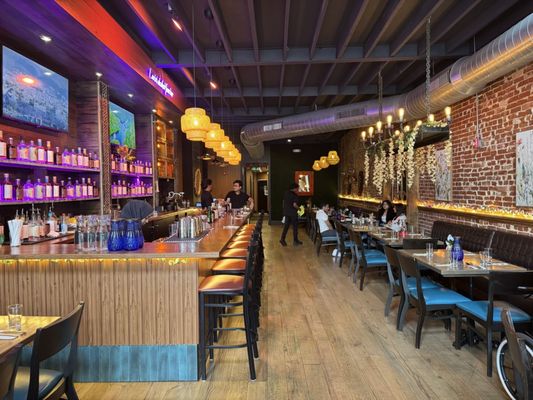 Lazizi Halal Cuisine by null