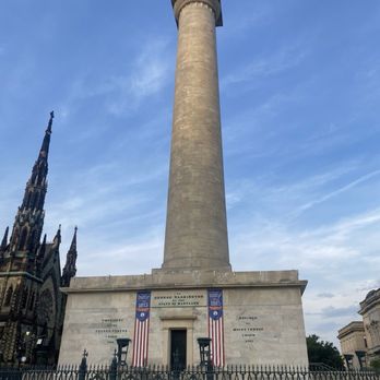 Washington Monument and Mount Vernon Place - Washington - Landmarks & Historical Buildings Near Me - Baltimore, Maryland
