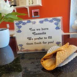La Petite Pastry Shoppe - Fresh cannoli
