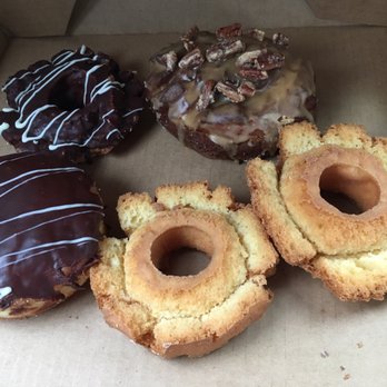 Joe Donut - Chocolate old fashioned, sticky pecan bun, old fashioneds, and a Boston cream - Donuts Near Me - Glenview, Illinois