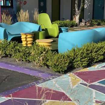 Hotel Zazz - Seating outdoors - Hotels Near Me - Albuquerque, New Mexico Hotel Zazz - Seating outdoors - Hotels Near Me - Albuquerque, New Mexico