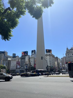 Obelisco by null