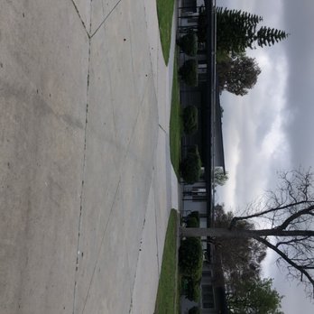 James Madison Middle School - quad - Middle Schools & High Schools Near Me - Los Angeles, California