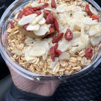 Emerald City Smoothie - So tasty - Juice Bars & Smoothies Near Me - Canton, Connecticut