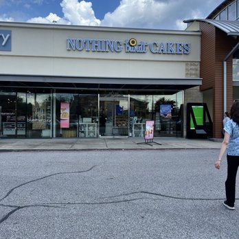 Nothing Bundt Cakes - Desserts Near Me - Houston, Texas
