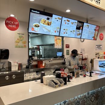 Bafang Dumpling - Interior/Register - Bubble Tea Near Me - Temple City, California