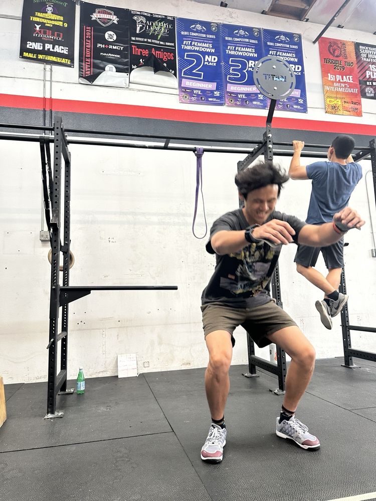Crossfit Insurgent - Walnut Logo