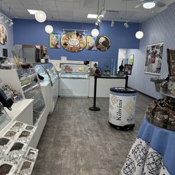 Kilwins - Inside the shop