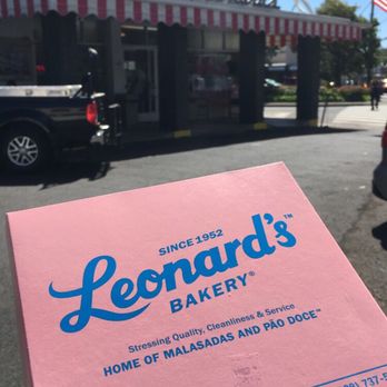 Leonard's Bakery - How cute is this? Aesthetics... yummy.. every foodies pits stop - Bakeries Near Me - Honolulu, Hawaii Leonard's Bakery - How cute is this? Aesthetics... yummy.. every foodies pits stop - Bakeries Near Me - Honolulu, Hawaii