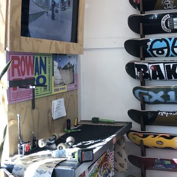 Emage Skateshop - Men's Clothing Near Me - Denver, Colorado Emage Skateshop - Men's Clothing Near Me - Denver, Colorado