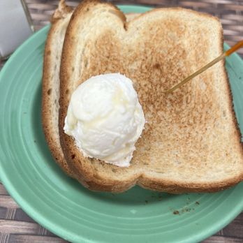Uncle Bill's Pancake House - Breakfast & Brunch Near Me - Manhattan Beach, California