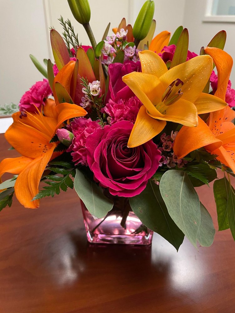 MARGOS FLOWERS 33 Photos & 44 Reviews 1280 N Kraemer Blvd