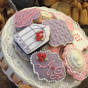 Facepop Bakeshoppe - Bridal shower tea party cookies - Desserts Near Me Facepop Bakeshoppe - Bridal shower tea party cookies - Desserts Near Me