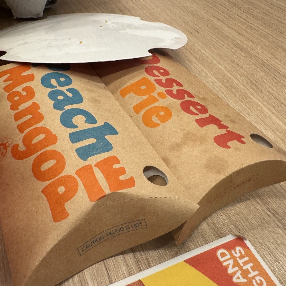 Jollibee - Peach Mango Pie - Chicken Shop Near Me - Mississauga, Alberta Jollibee - Peach Mango Pie - Chicken Shop Near Me - Mississauga, Alberta