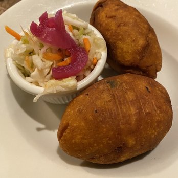 Pupuseria Y Restaurante Platano - Pastelitos ($9.25) - Salvadoran Near Me - Berkeley, California Pupuseria Y Restaurante Platano - Pastelitos ($9.25) - Salvadoran Near Me - Berkeley, California
