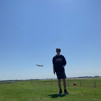 Founders Plaza Observation Area - Parks Near Me - DFW Airport, Texas Founders Plaza Observation Area - Parks Near Me - DFW Airport, Texas
