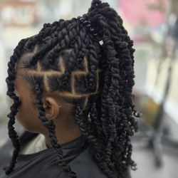 Vide Hair Braiding