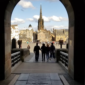 Edinburgh Castle - Landmarks & Historical Buildings Near Me - Edinburgh, EDH