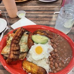 El Rinconcito Colombiano - Bandeja Paisa "El Rinconcito"