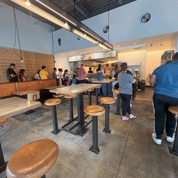 Chipotle Mexican Grill - Mexican Near Me - Tampa, Florida