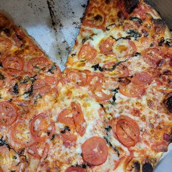 Grand Apizza Guilford - MARGHERITA PIZZA - Pizza Near Me - Guilford, Connecticut