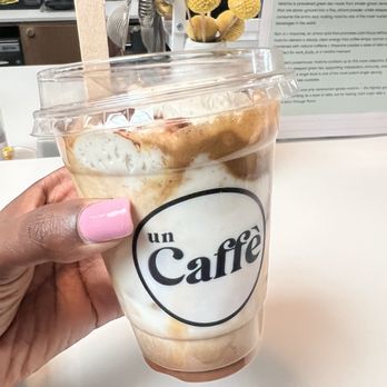 Un Caffe - Einspanner - Coffee & Tea Near Me - Houston, Texas