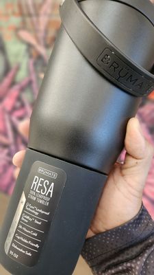 DICK'S Sporting Goods by null