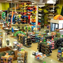 Sail - Le magasin/The Store
