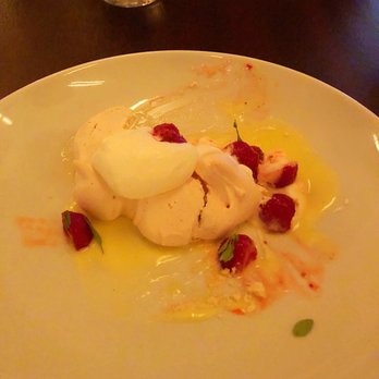 Frenchette - Meringue - Brasseries Near Me - New York, New York