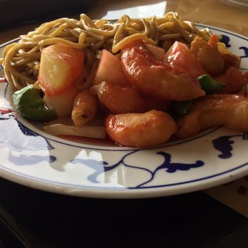 Liang's Chinese Restaurant - Sweet and sour shrimp with lo mein - Chinese Near Me - Tyler, Texas Liang's Chinese Restaurant - Sweet and sour shrimp with lo mein - Chinese Near Me - Tyler, Texas