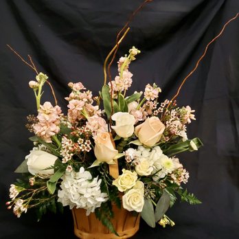 Grapevines Flower Garden - Florists Near Me - Madison, South Dakota Grapevines Flower Garden - Florists Near Me - Madison, South Dakota