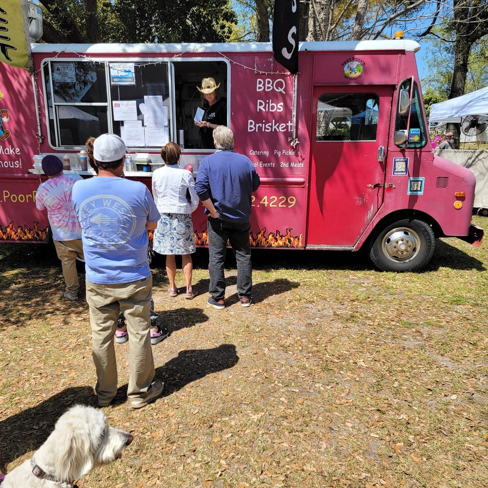 Poor Piggy's - The location at the Popular Grove Plantation Herb and Garden Fair. - Barbeque Near Me - Wilmington, North Carolina Poor Piggy's - The location at the Popular Grove Plantation Herb and Garden Fair. - Barbeque Near Me - Wilmington, North Carolina