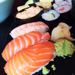 Sushi Forest - Lunch set, 16 pieces. Excellent!