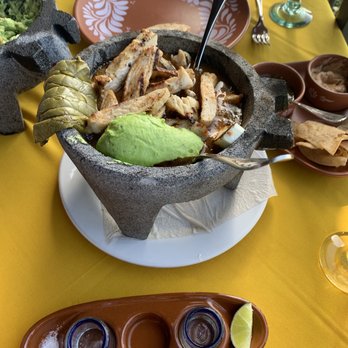 La Destilería - Molcajete - Mexican Near Me - Cancún, ROO La Destilería - Molcajete - Mexican Near Me - Cancún, ROO