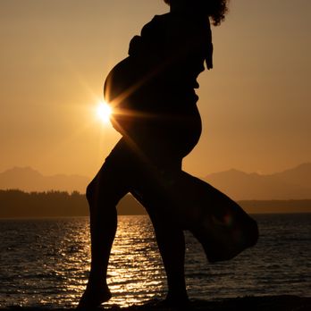 Solomon Images - Maternity Sunset - Session Photography Near Me - Seattle, Washington Solomon Images - Maternity Sunset - Session Photography Near Me - Seattle, Washington