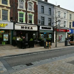 Moka - Great visit. Excellent service, ideal for shoppers, students, more seating upstairs and outside when it's fine