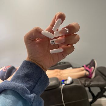 Revive Nails & Spa - Nail Salons Near Me - Vista, California Revive Nails & Spa - Nail Salons Near Me - Vista, California