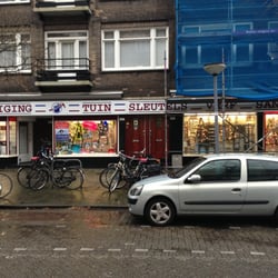 Magazijn Blijdorp - Zijkant, van de lange, diepe winkel die Magazijn Blijdorp is.