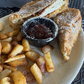 Brunch Snob - Monte Cristo - Breakfast & Brunch Near Me - Phoenix, Arizona