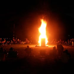 Blueberry Hill Campgrounds - Labor Day weekend bonfire