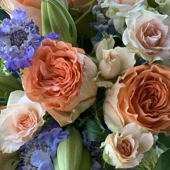 De Young Flowers - My perfect bouquet - Party & Event Planning Near Me - Campbell, California De Young Flowers - My perfect bouquet - Party & Event Planning Near Me - Campbell, California