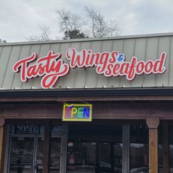 Tasty Wings & Seafood - Store front