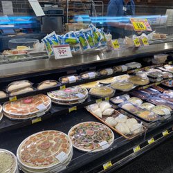Deli counter at Harris Teeter, Berewick