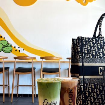 Teaspoon - a cup of iced tea and a tote bag - Bubble Tea Near Me - Austin, Texas