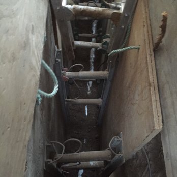 LA Plumbing and Builders - Replacing sewer line  with shoring - Plumbing Near Me - Van Nuys, California