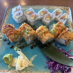 Emperor roll, salmon avocado roll Emperor roll, salmon avocado roll