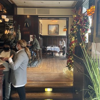 Old Ebbitt Grill - Bars Near Me - Washington, DC, District of Columbia Old Ebbitt Grill - Bars Near Me - Washington, DC, District of Columbia